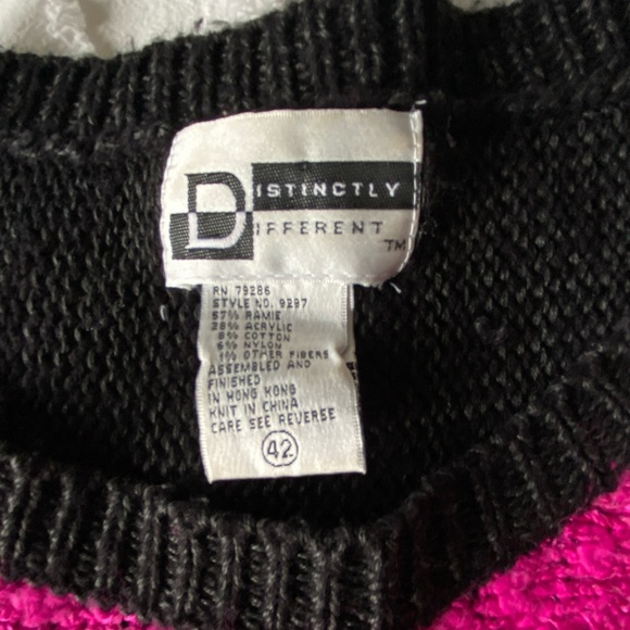 VTG 80s 90s Distinctly Different Beaded Sweater - Picture 5 of 12